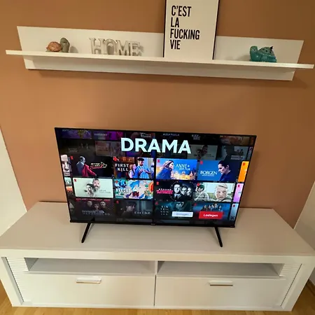 Alex Apartment's 2 *